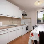 Mediterrane Und Hundefreundliche Mit Privatpool, Grillbereich, Waschmaschine, Wifi