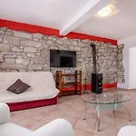 Mediterrane Und Hundefreundliche Mit Privatpool, Grillbereich, Waschmaschine, Wifi Prázdninový dům